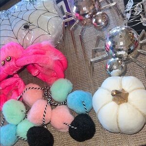 Halloween Decor Bundle 🎃